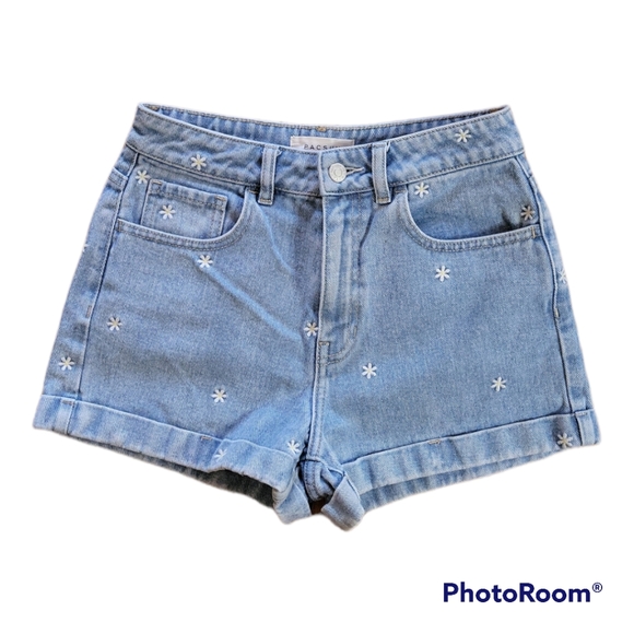 PacSun Embroidered Daisies Jean Shorts - Picture 1 of 3